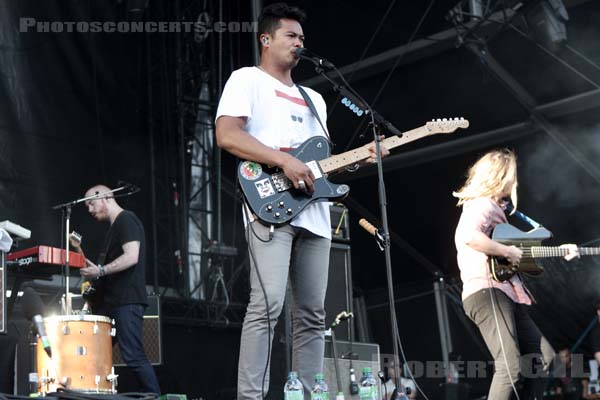 THE TEMPER TRAP - 2012-08-25 - SAINT CLOUD - Domaine National - Scene de la Cascade - 